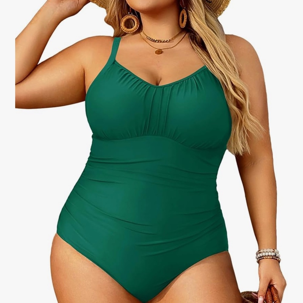 NWT Aqua Eve  Plus Size Swimsuit Tummy Control Ruched Vintage Bathing Suit